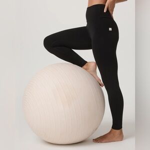 Vuori Black Leggings